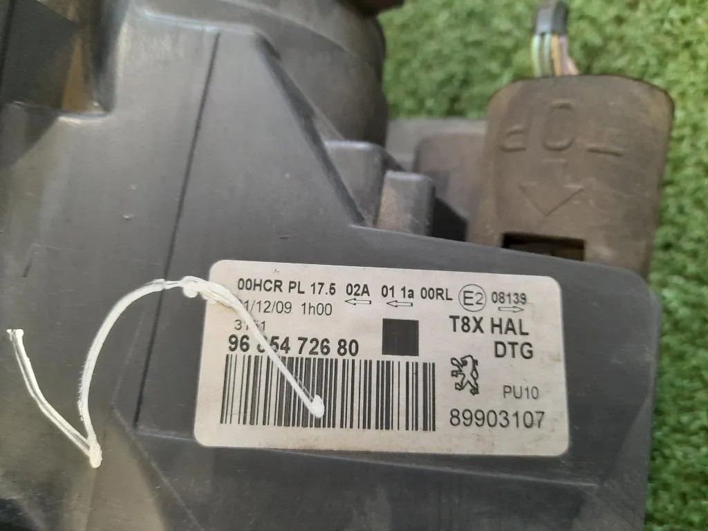 Proiettore ANT DX 9685472680 Peugeot 3008 I 2009