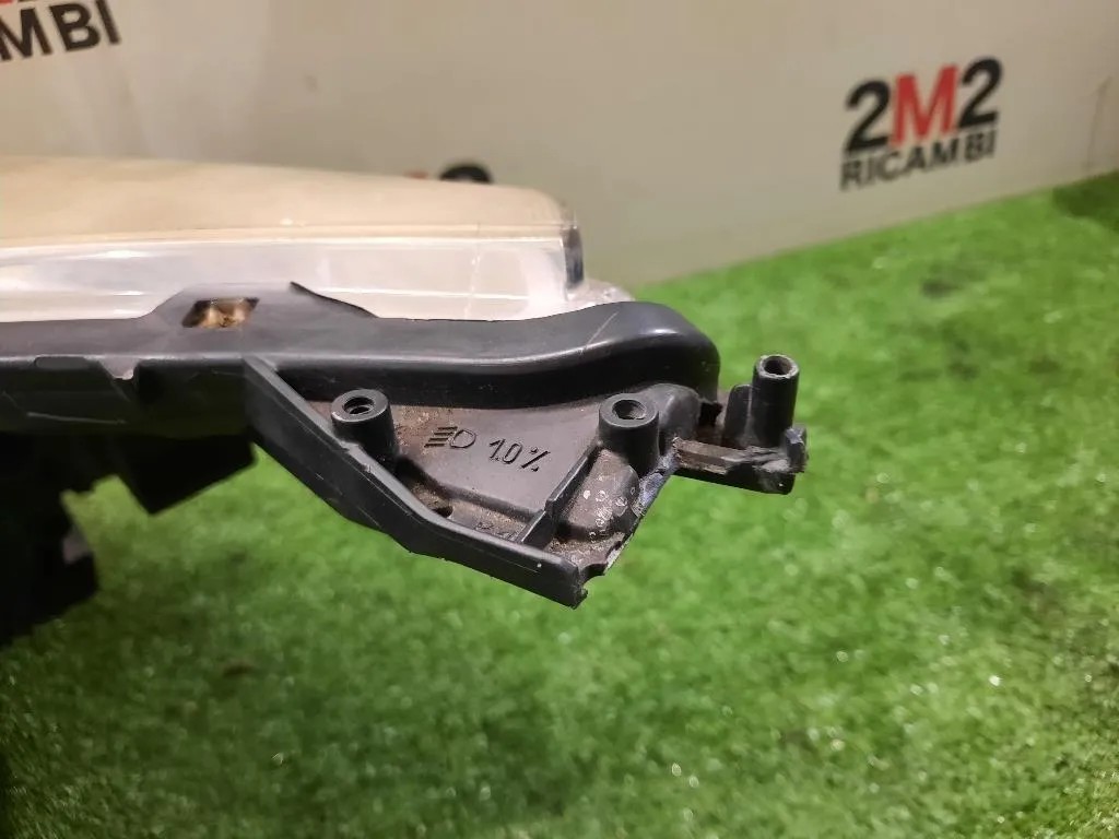 Proiettore ANT DX 9685472680 Peugeot 3008 I 2009