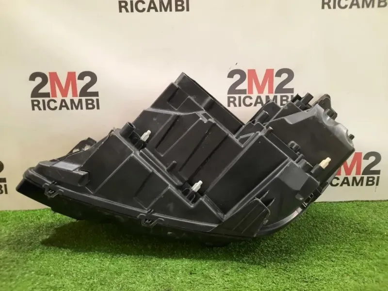 Proiettore ANT DX 9826572680 Peugeot 3008 II 2016