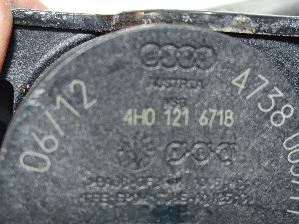 Elettrovalvola Regolazione Refrigerante 4H0 121 671 B Audi A4 8K2 2012