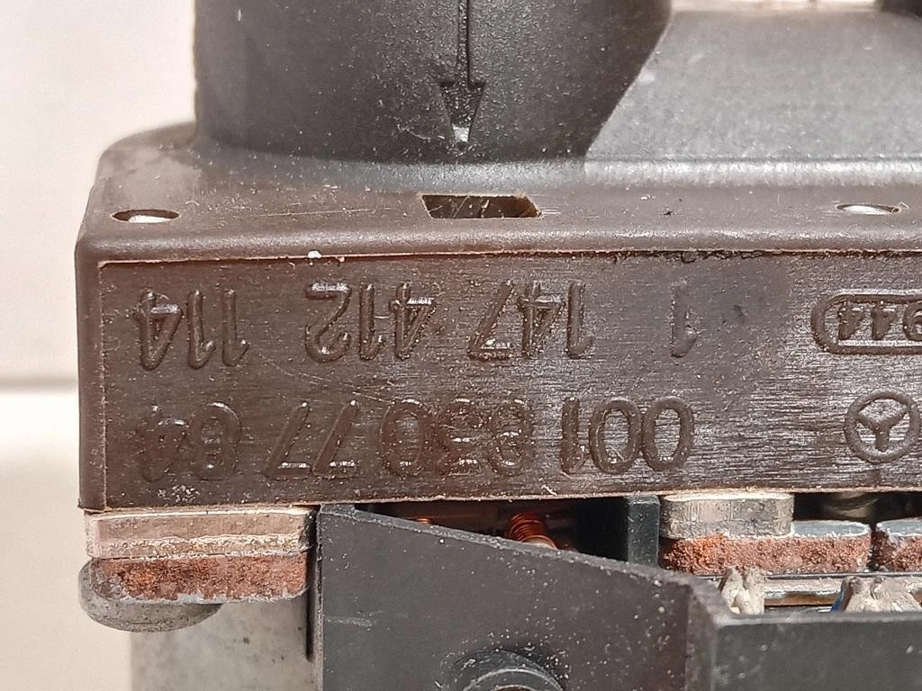 Elettrovalvola Regolazione Refrigerante 001 830 77 84 Mercedes Classe SLK R170 1997