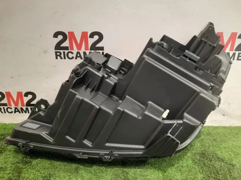 Proiettore ANT DX 98 362 301 80 Peugeot 3008 II 2016