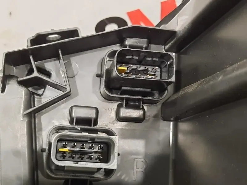 Proiettore ANT DX 9836230180 Peugeot 3008 II 2016