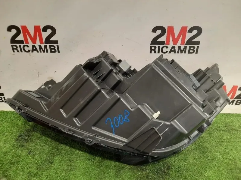 Proiettore ANT DX 9836230180 Peugeot 3008 II 2016