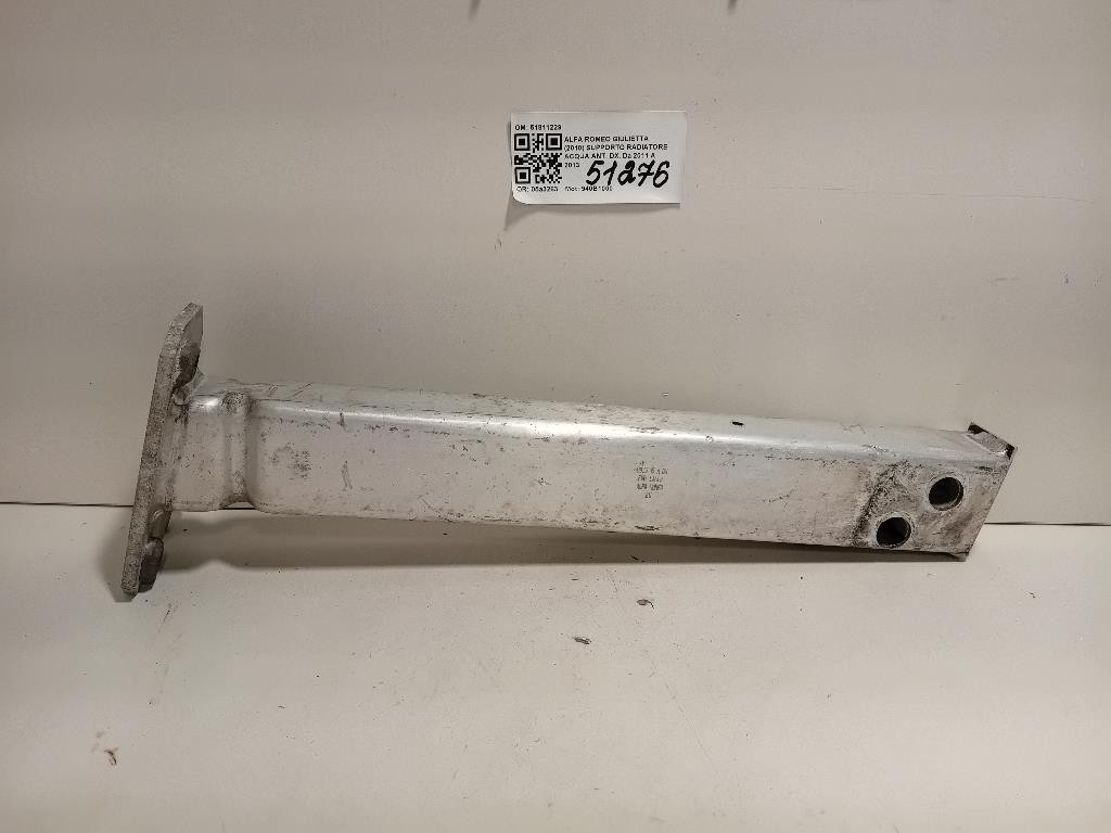 Supporto Radiatore Acqua ANT DX 51811229 Alfa Romeo Giulietta 2010