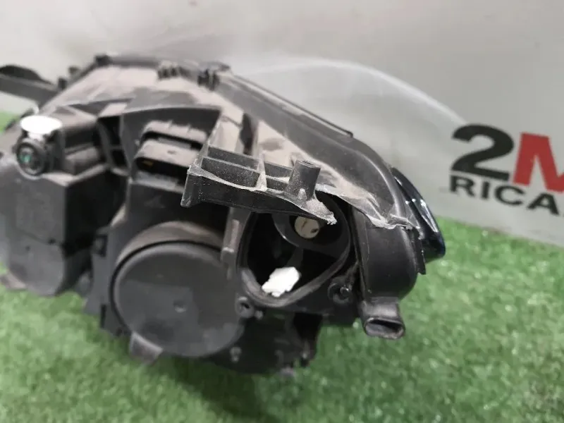 Proiettore ANT DX 9816990580 Peugeot 308 II SW 2017