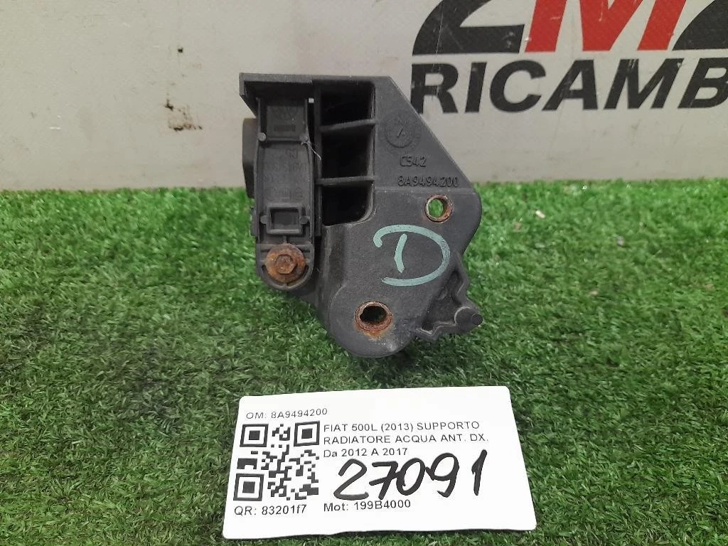 Supporto Radiatore Acqua ANT DX 8A9494200 Fiat 500L 2013