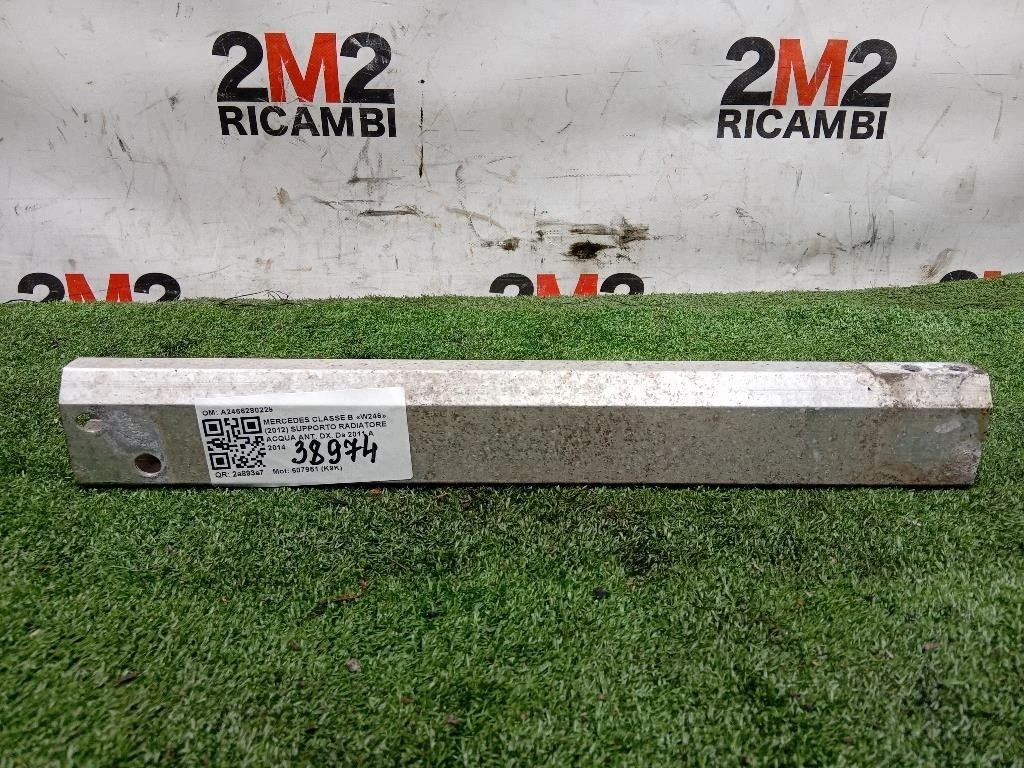 Supporto Radiatore Acqua ANT DX A2466280229 Mercedes Classe B W246 2012