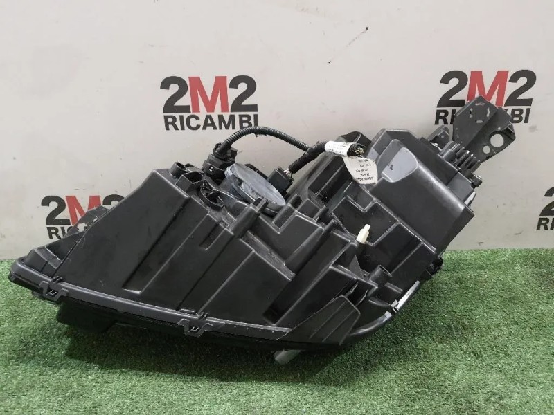 Proiettore ANT DX 9810478080 Peugeot 5008 II 2017