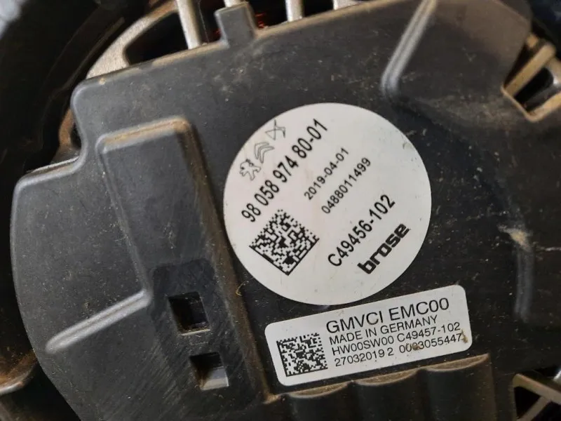 Elettroventola 9805897480 CONDENSATORE ACQUA Citroen Jumpy IV 2016