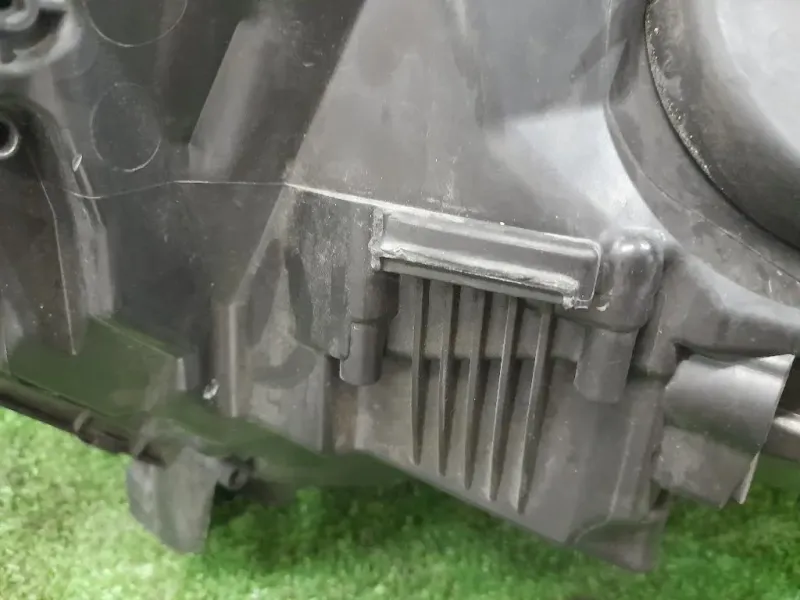 Proiettore ANT DX 260102734R Renault Captur I 2013