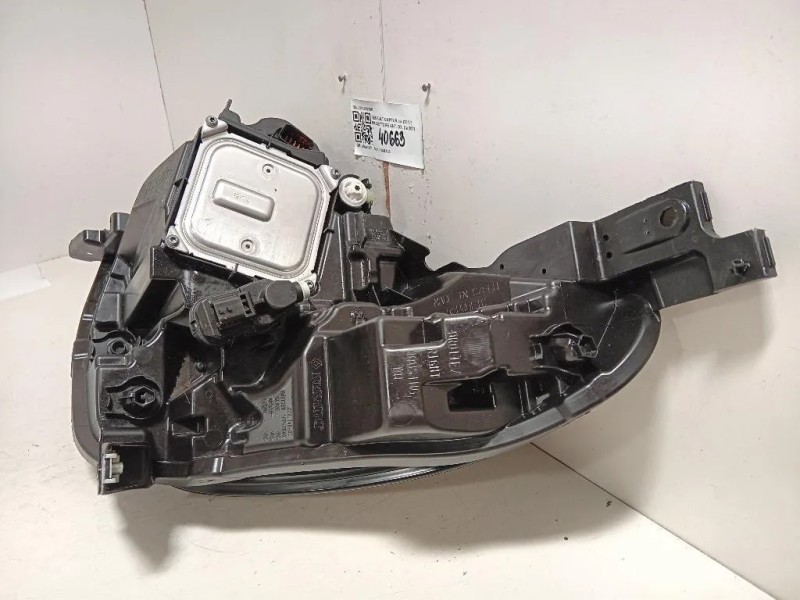 Proiettore ANT DX 260104900R Renault Captur I 2017