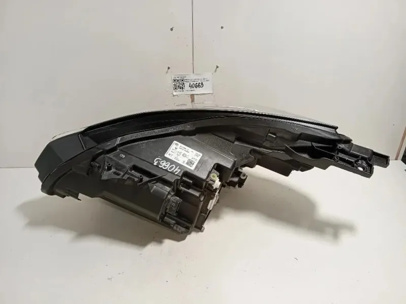 Proiettore ANT DX 260104900R Renault Captur I 2017