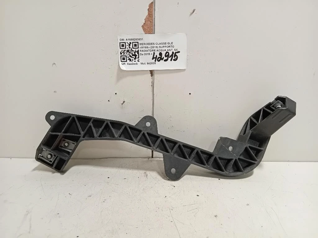 Supporto Radiatore Acqua ANT SX A1666263631 Mercedes Classe GLE W166 2015