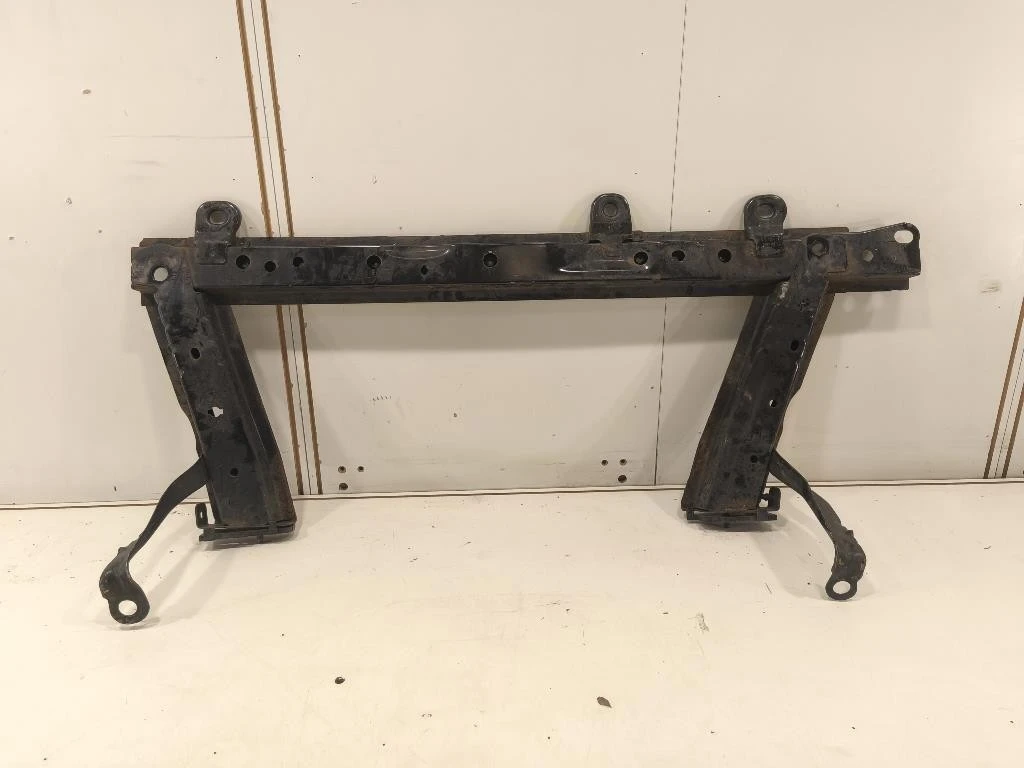 Supporto Radiatore Acqua INF ANT SUPPORTO RADIATORE ACQUA INF ANT Renault CLIO IV 2016