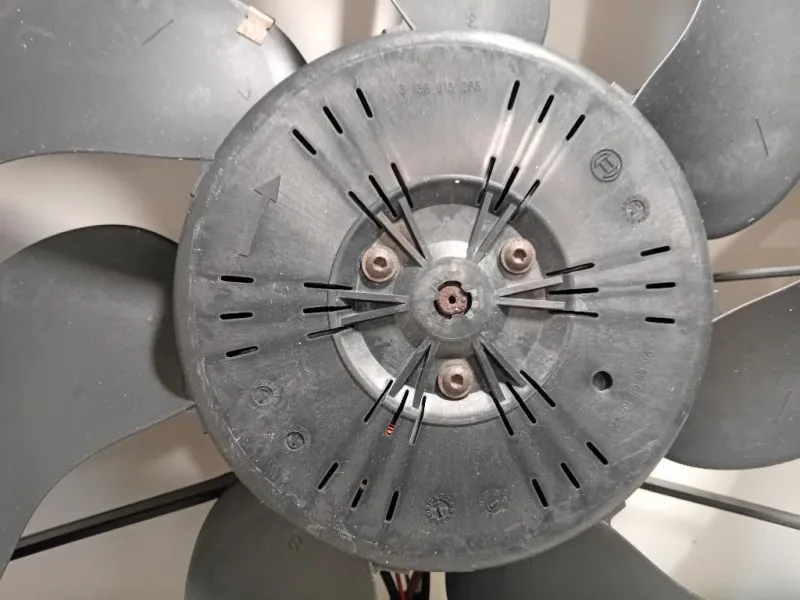 Elettroventola A2035000593 Mercedes Classe SLK R171 2004