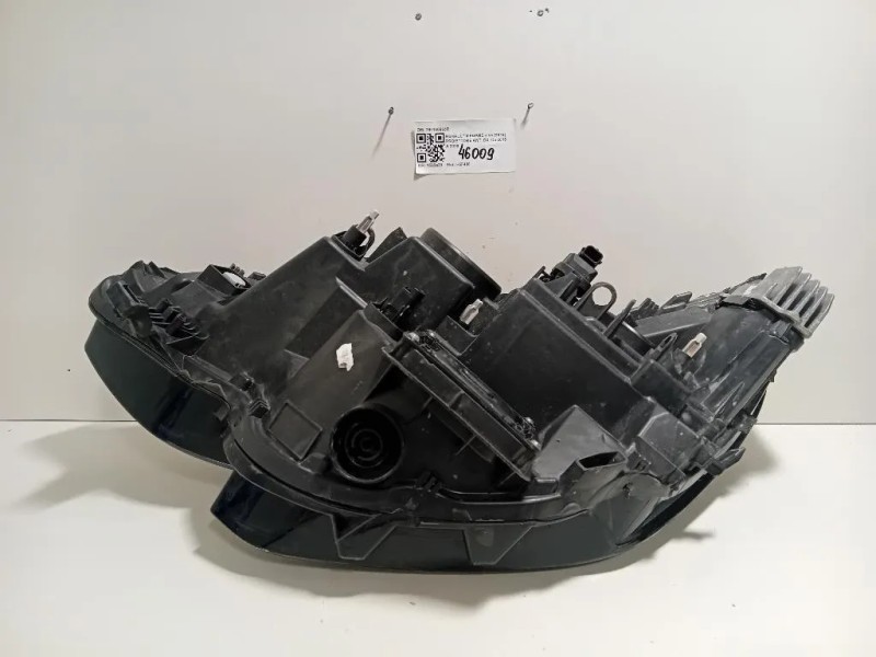 Proiettore ANT DX 260100663R DIFETTI IN FOTO Renault Mégane IV 2016