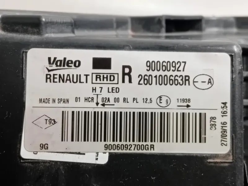 Proiettore ANT DX 260100663R DIFETTI IN FOTO Renault Mégane IV 2016