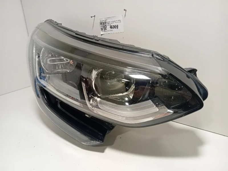 Proiettore ANT DX 260100663R DIFETTI IN FOTO Renault Mégane IV 2016