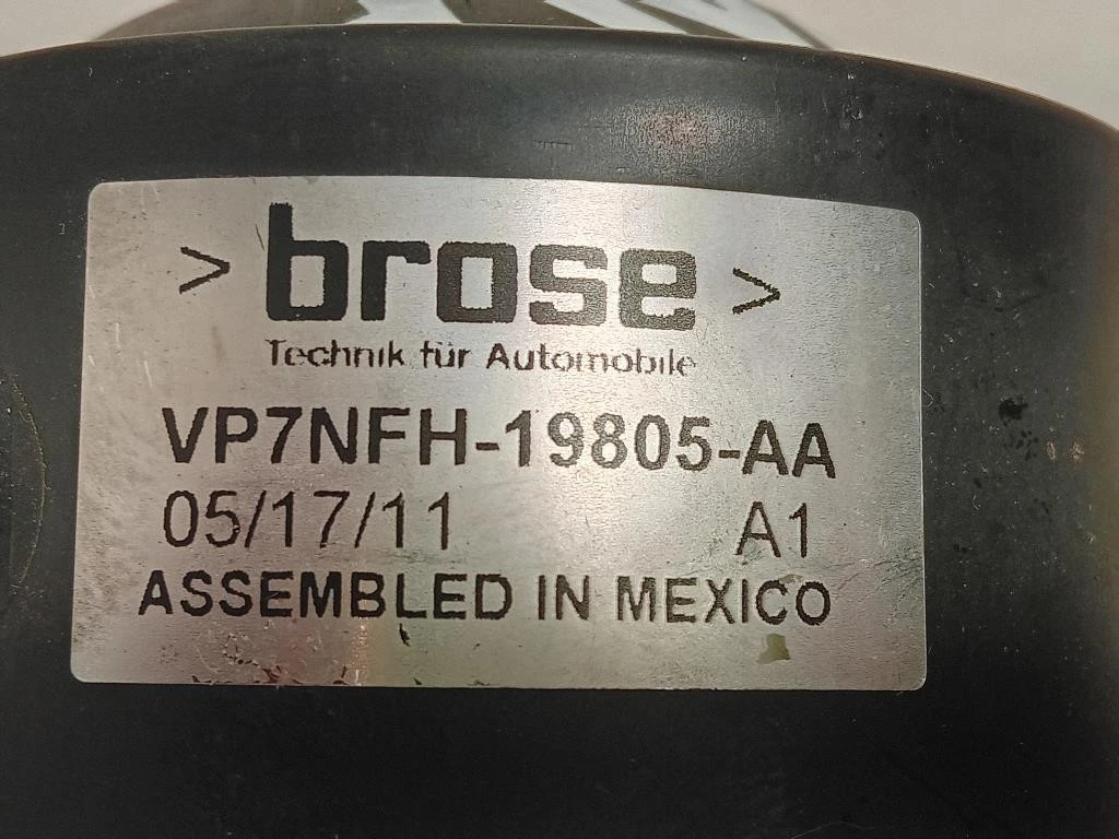 Elettroventola 7NFH-19805-AA Nissan Navara 2010
