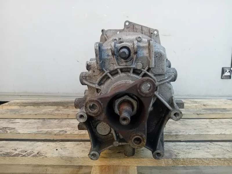 Cambio 6 MARCE MANUALE Bmw Serie 5 E60 Berlina 2004