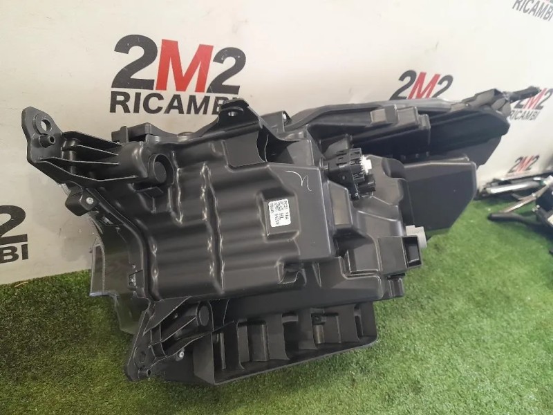 Proiettore ANT DX  Suzuki SX4 S-cross 2016