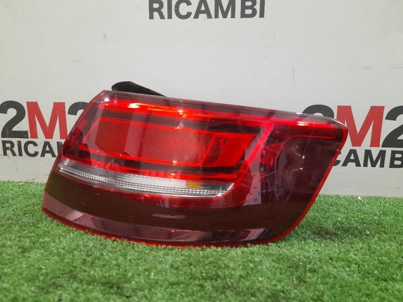 Fanale EST POST DX 8V4945070 Audi A3 8VA Sportback 2012