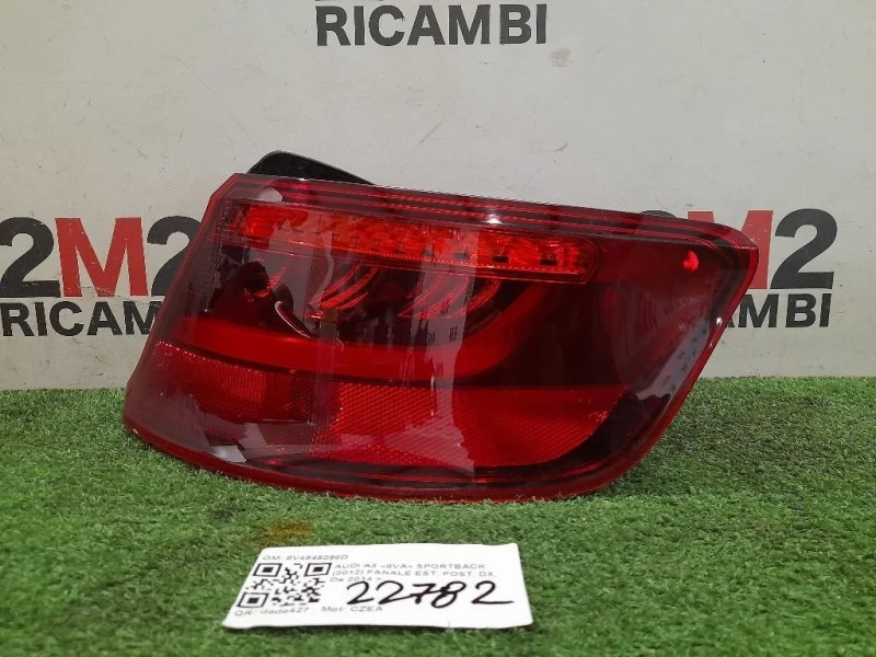 Fanale EST POST DX 8V4945096D Audi A3 8VA Sportback 2012