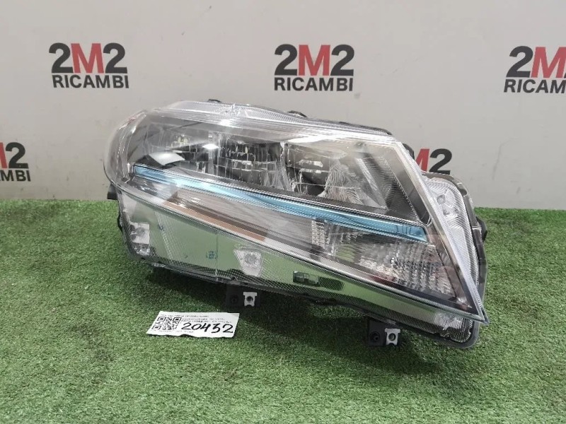 Proiettore ANT DX 100-7R016 3512054P50000 Suzuki Vitara II 2018