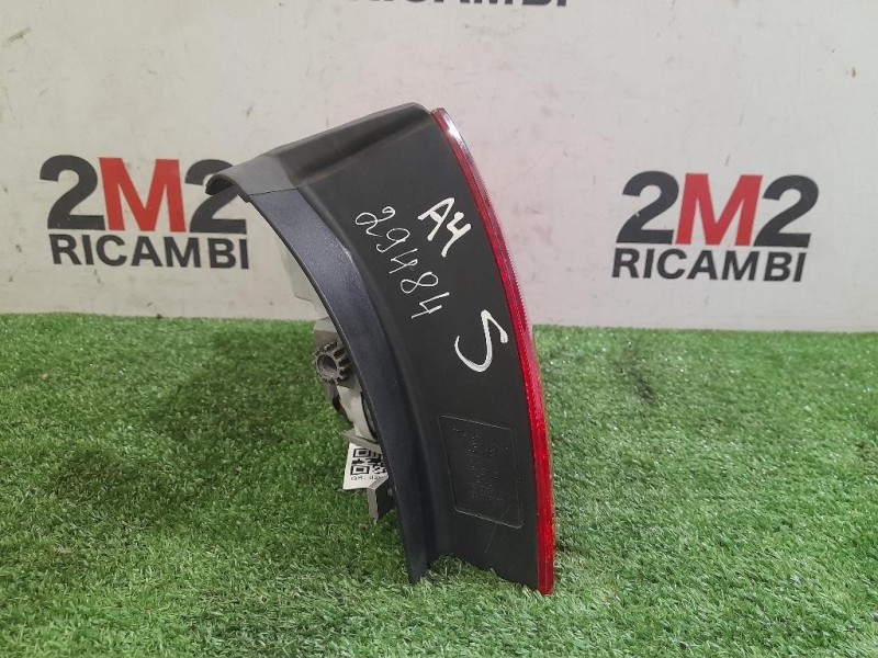 Fanale EST POST DX 8E9945096E Audi A4 8ED Avant 2005