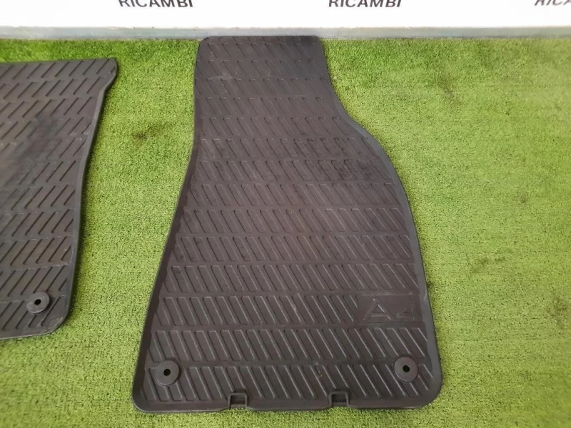 Tappetini Gomma 8E1061501A GOMMA Audi A4 8ED Avant 2005