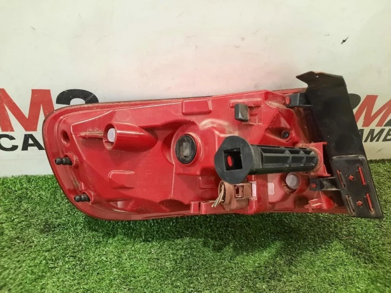 Fanale EST POST DX 8K9945096D Audi A4 8K5 Avant 2008