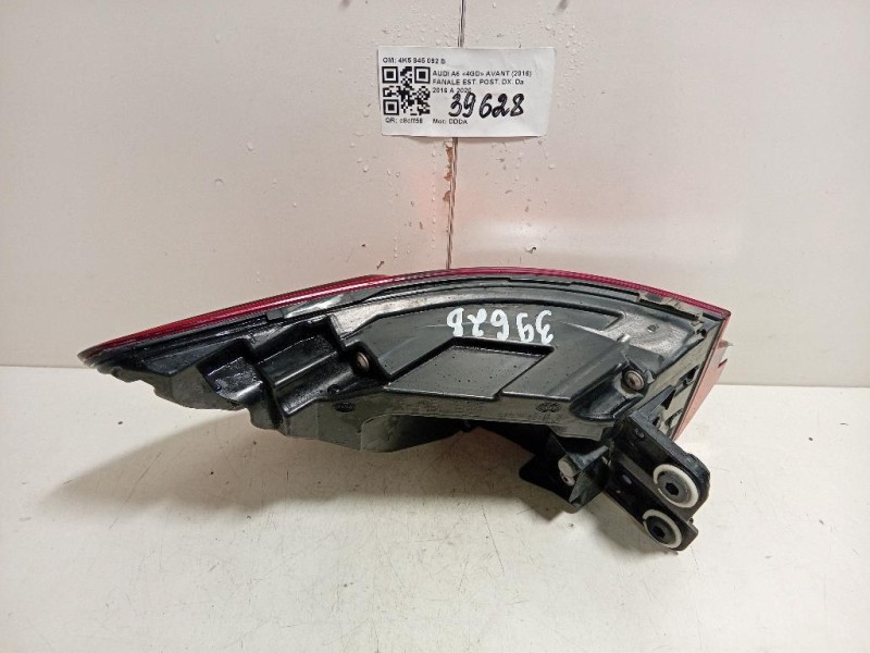 Fanale EST POST DX 4K5 945 092 B Audi A6 4GD Avant 2016