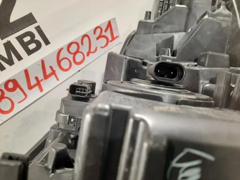 Proiettore ANT DX 99226-81017 Toyota Yaris IV 2012