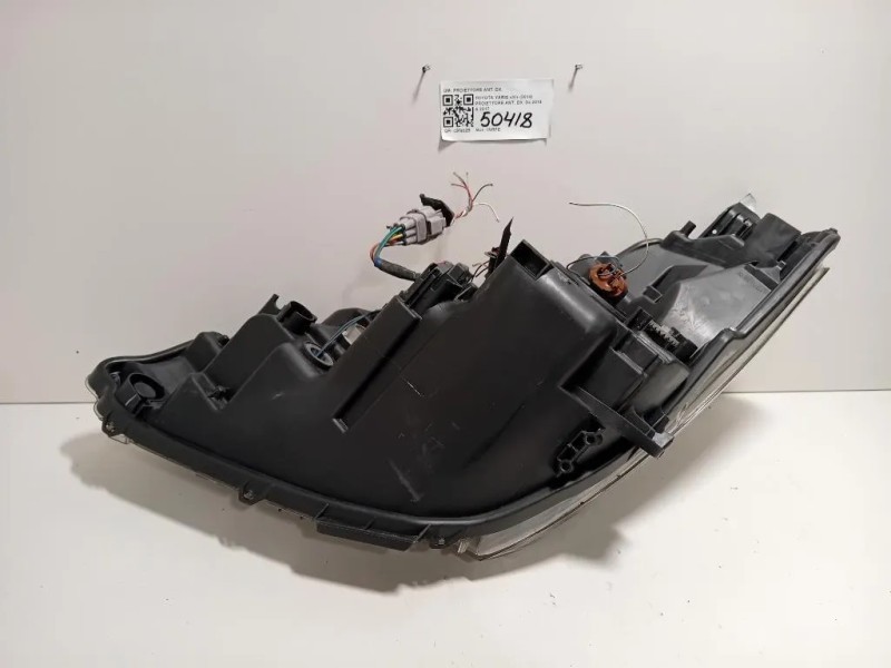 Proiettore ANT DX PROIETTORE ANT DX Toyota Yaris IV 2014