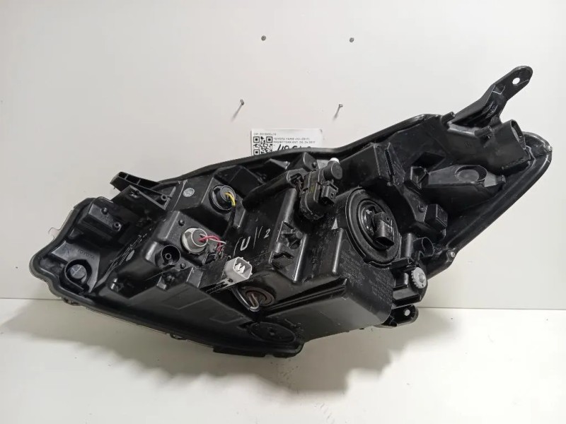 Proiettore ANT DX 811300DJ70 Toyota Yaris IV 2017