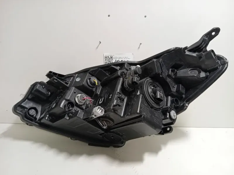 Proiettore ANT DX 811300DJ70 Toyota Yaris IV 2017