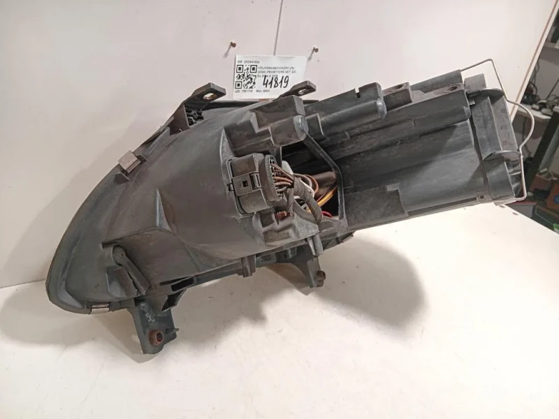 Proiettore ANT DX 2K0941608 Volkswagen Caddy III 2004