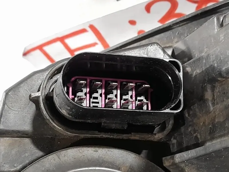 Proiettore ANT DX 5G2 941 006 D Volkswagen GOLF VII 2017