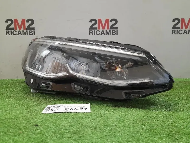 Proiettore ANT DX 5H1941006B Volkswagen GOLF VIII 2019