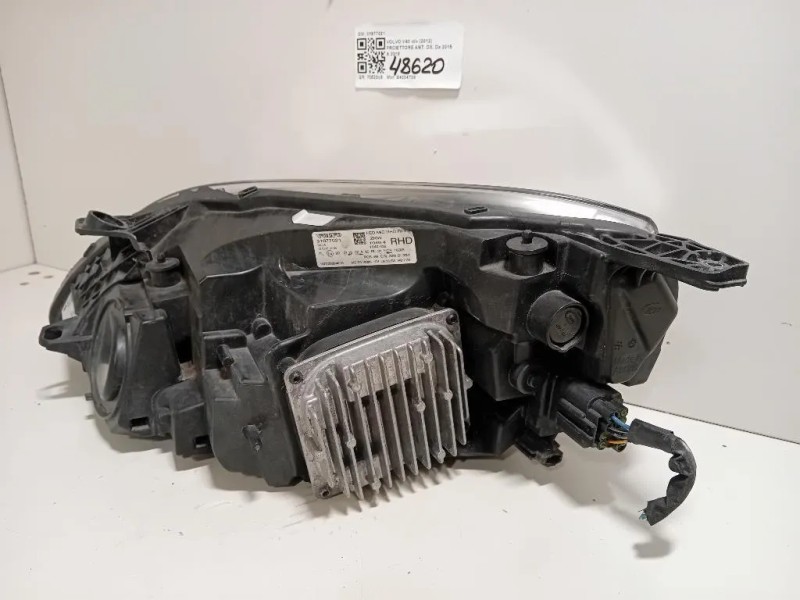 Proiettore ANT DX 31677021 Volvo V40 II 2012