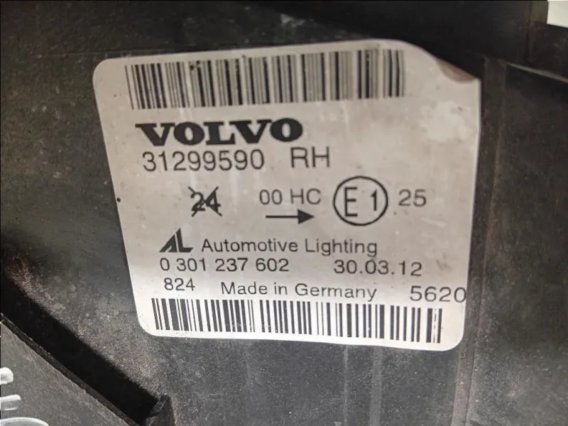Proiettore ANT DX 31299590 Volvo V50 2004
