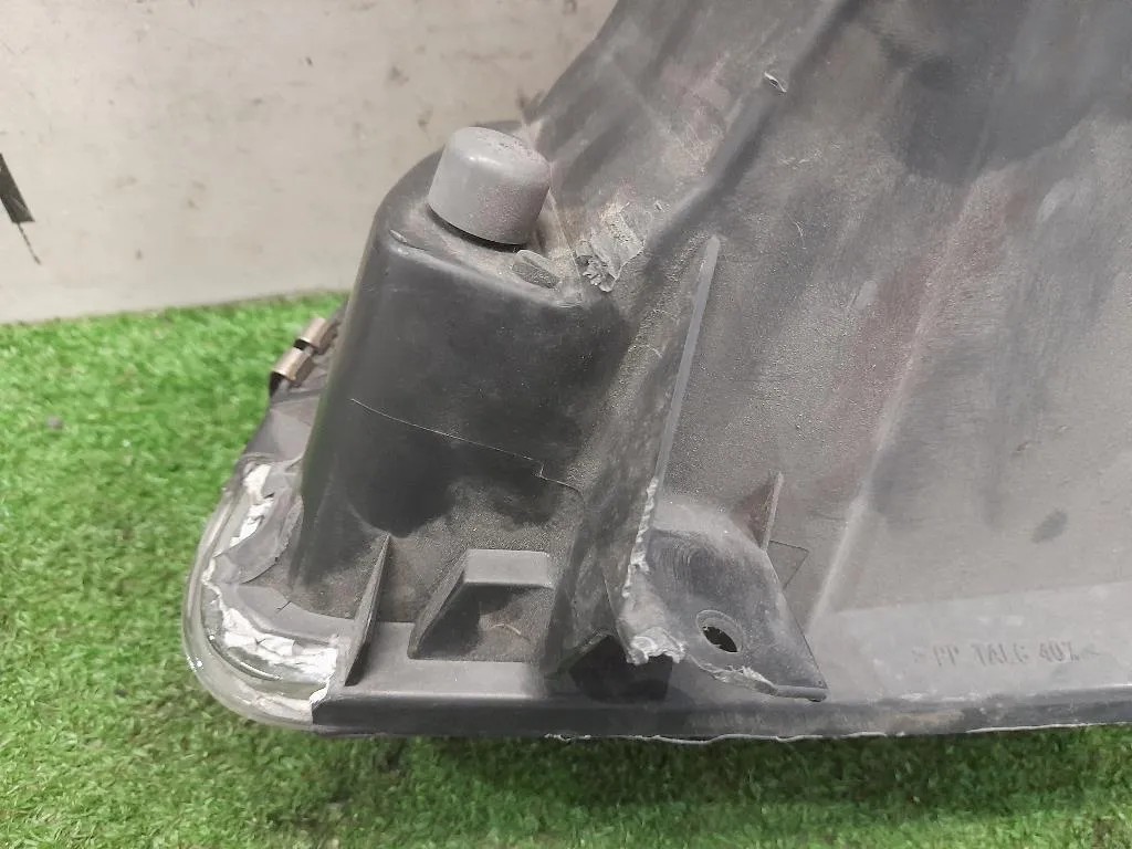 Proiettore ANT DX 8620687 Volvo V70 II 2000