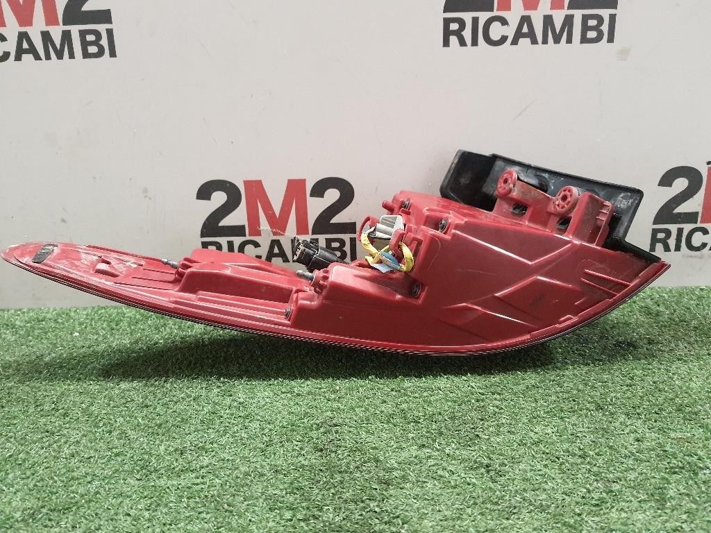 Fanale EST POST DX 92402F1000 Kia Sportage IV 2016