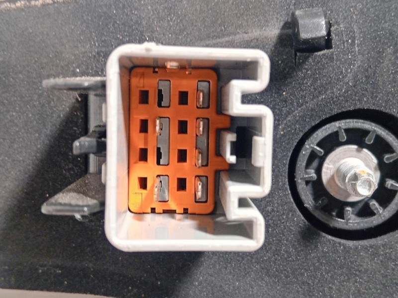 Fanale EST POST DX LR106841 Land Rover Discovery V 2016