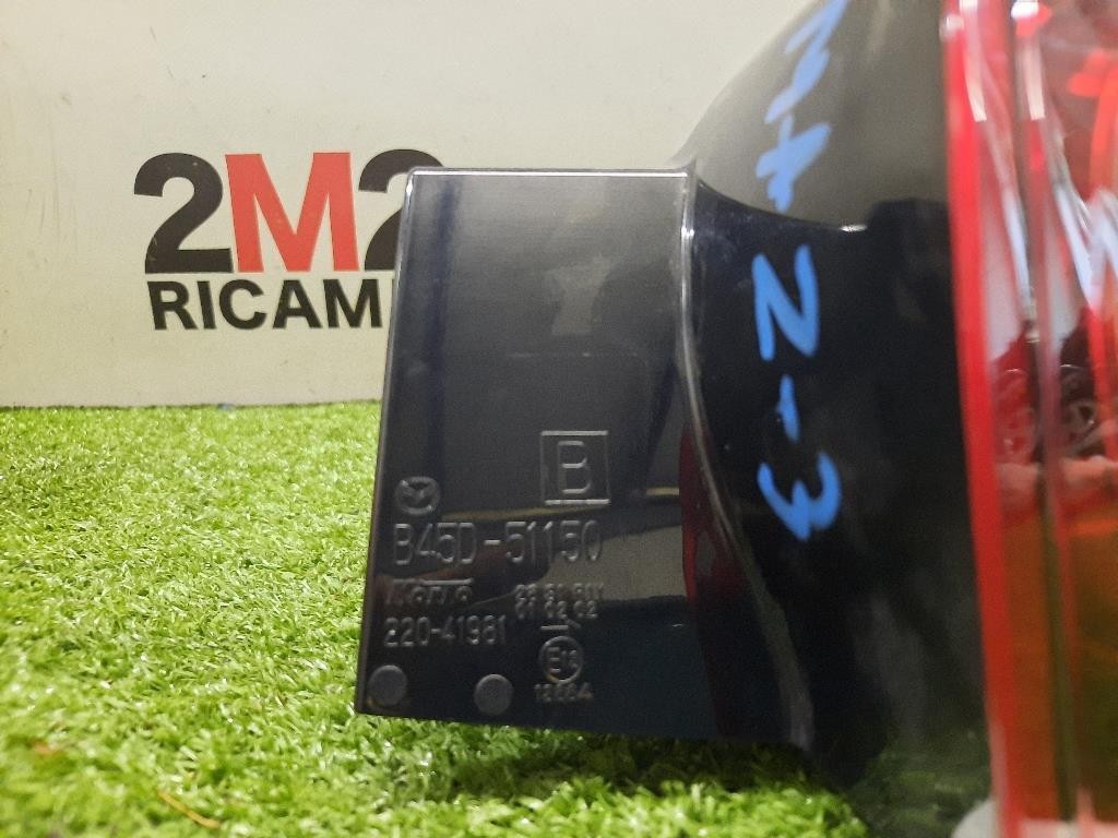 Fanale EST POST DX B45C51150B Mazda 3 III 2014