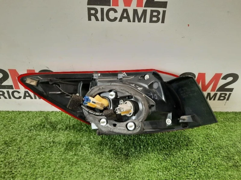 Fanale EST POST DX B45D51150D Mazda 3 III 2016