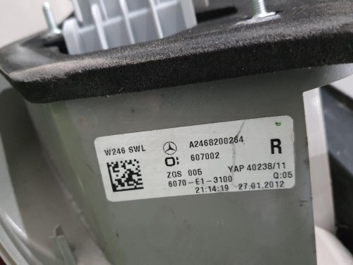 Fanale EST POST DX A2468200264 Mercedes Classe B W246 2012