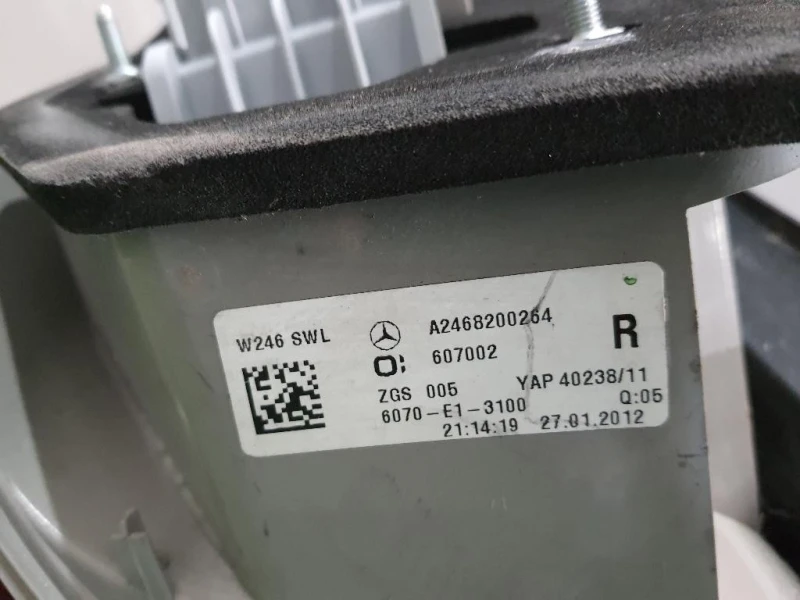 Fanale EST POST DX A2468200264 Mercedes Classe B W246 2012