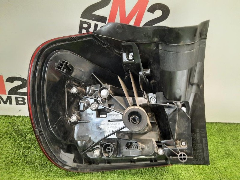 Fanale EST POST DX A1569068400 Mercedes Classe GLA X156 2017